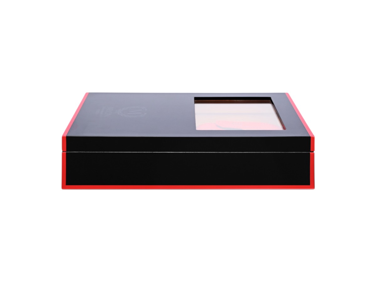 Myon Humidor Black and Red